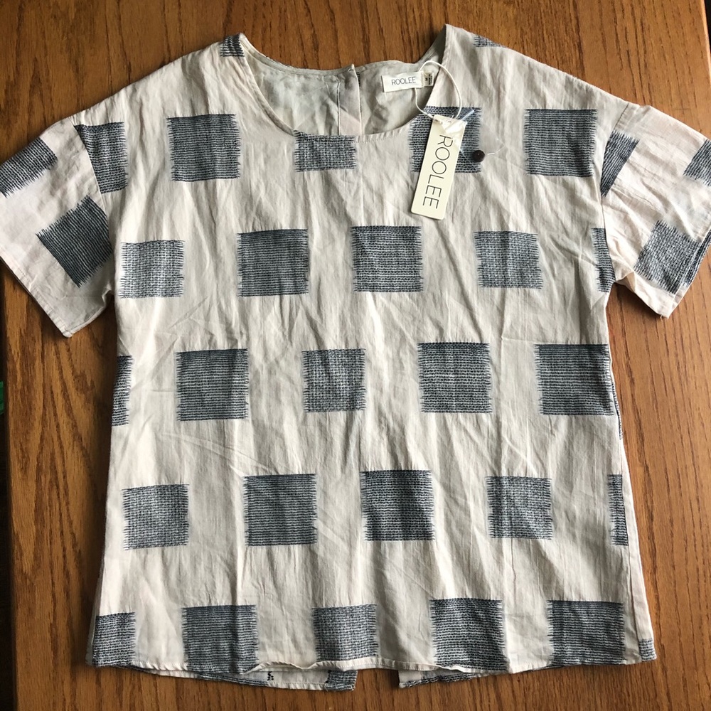 NEW!! Roolee Detail Top Size M